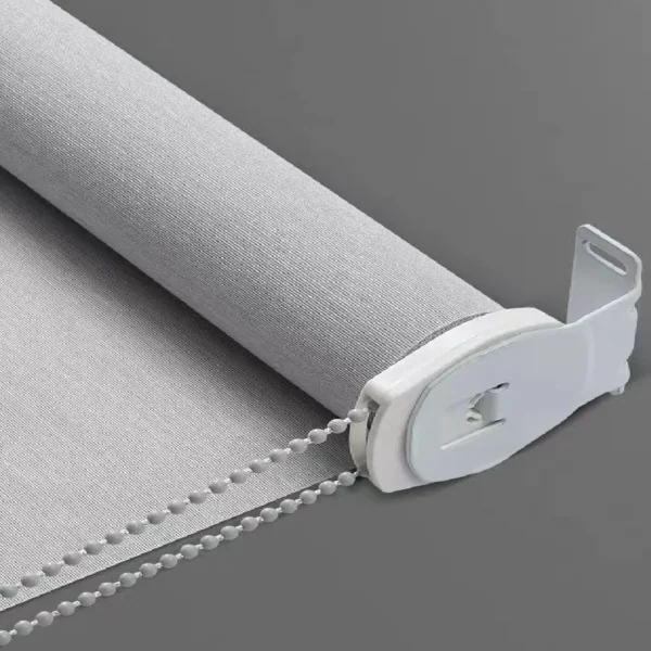 ستائر رول عازلة للضوء والحرارة