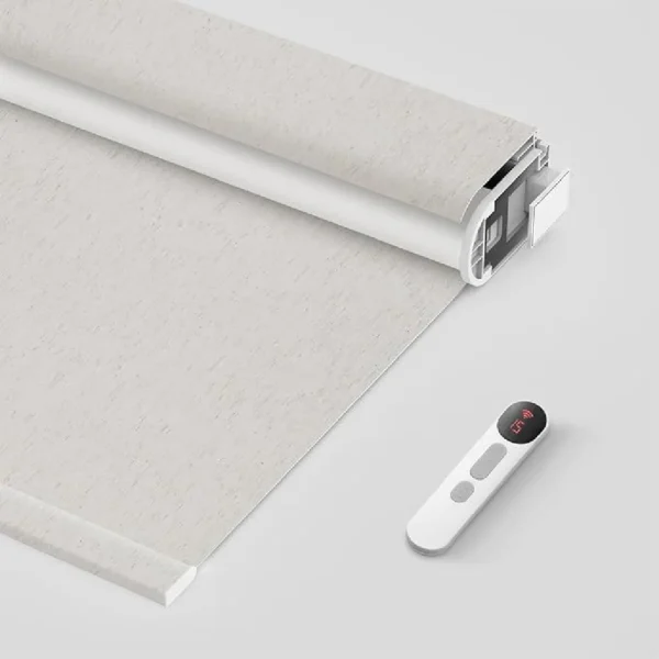 ستائر رول عازلة للضوء والحرارة