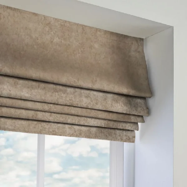 ستائر روماني للمجالس وغرف النوم | أناقة وخصوصية