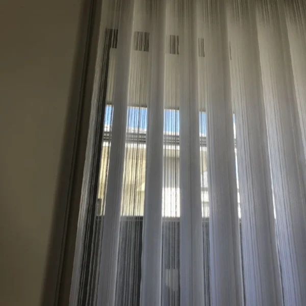 عمودية (15) ستائر شرائح عمودية حديثة للتحكم في الإضاءة